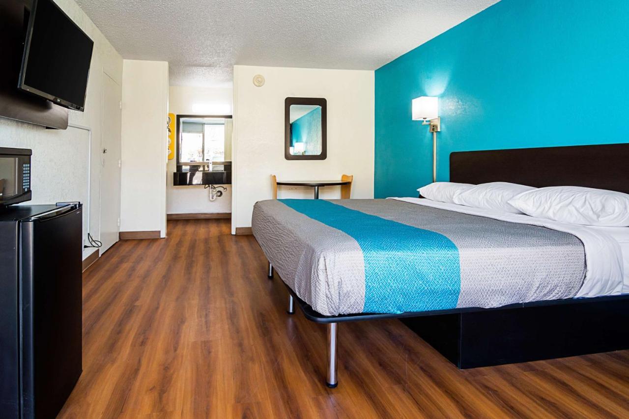 Econo Lodge Asheboro Buitenkant foto